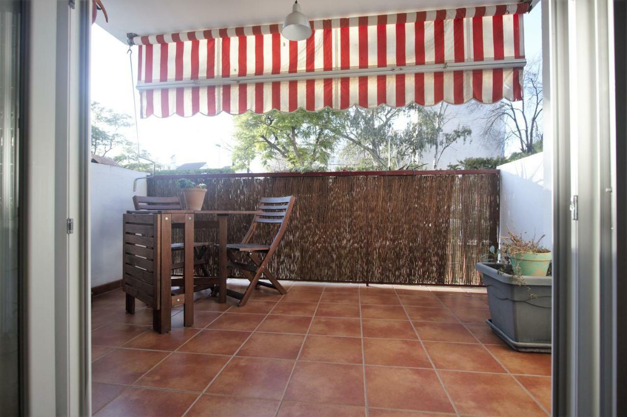 Bonito Apart. Con Parking Y Piscina Mairena del Aljarafe Kültér fotó