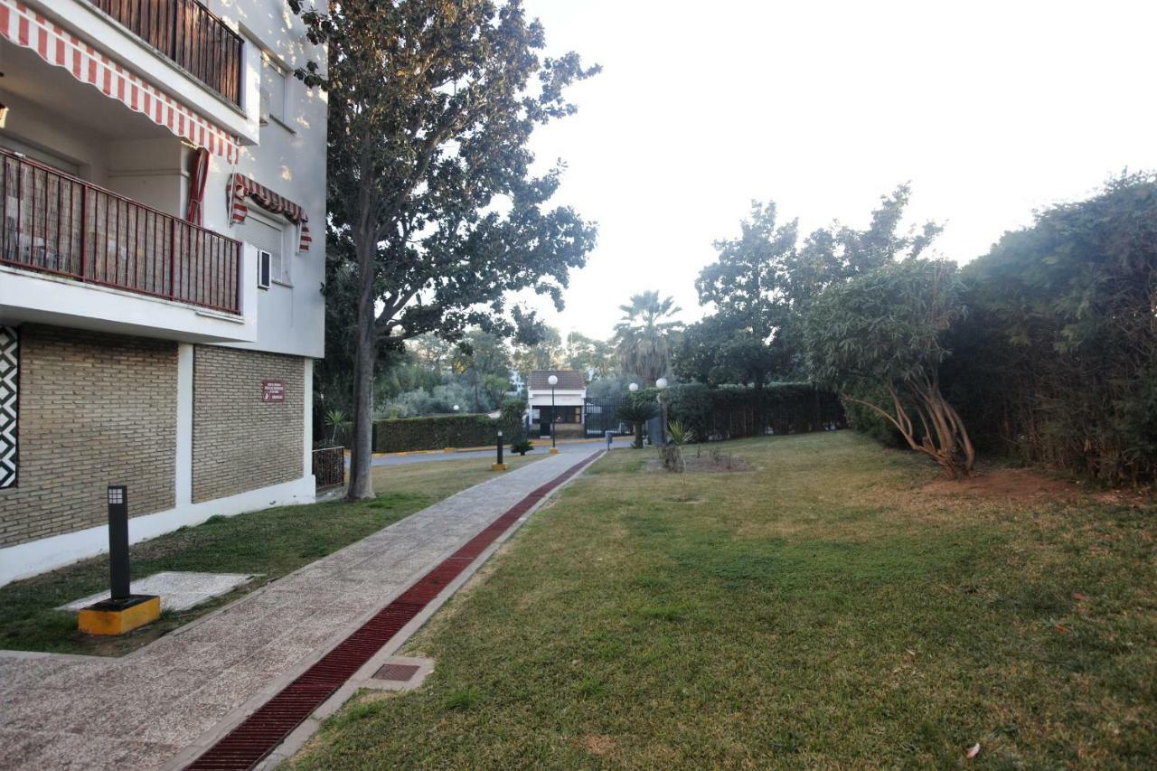 Bonito Apart. Con Parking Y Piscina Mairena del Aljarafe Kültér fotó