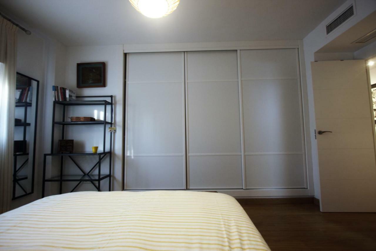 Bonito Apart. Con Parking Y Piscina Mairena del Aljarafe Kültér fotó